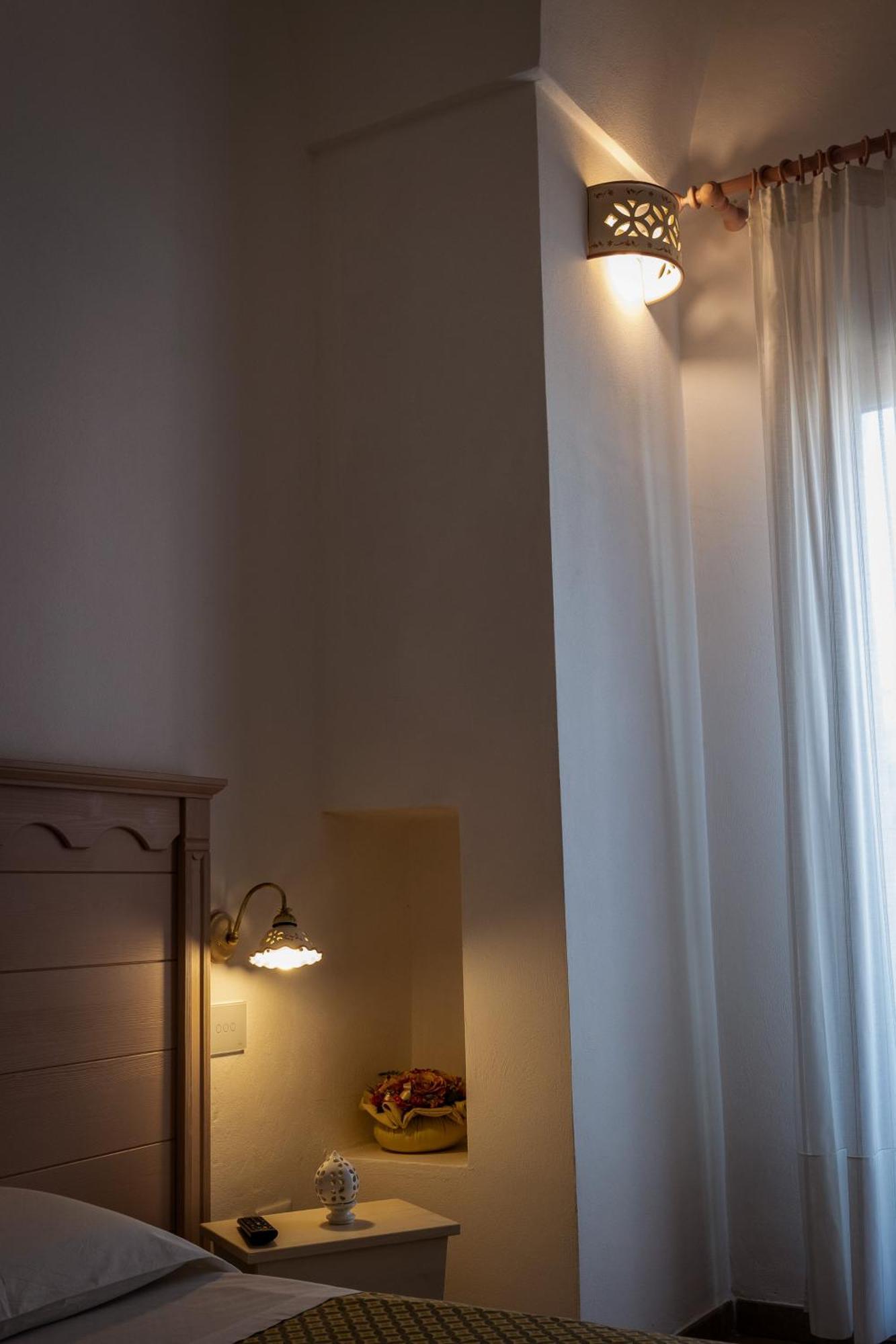 Villa Giardino Delle Zie: Charming Retreat with Half-Board Option Tricase Exterior photo