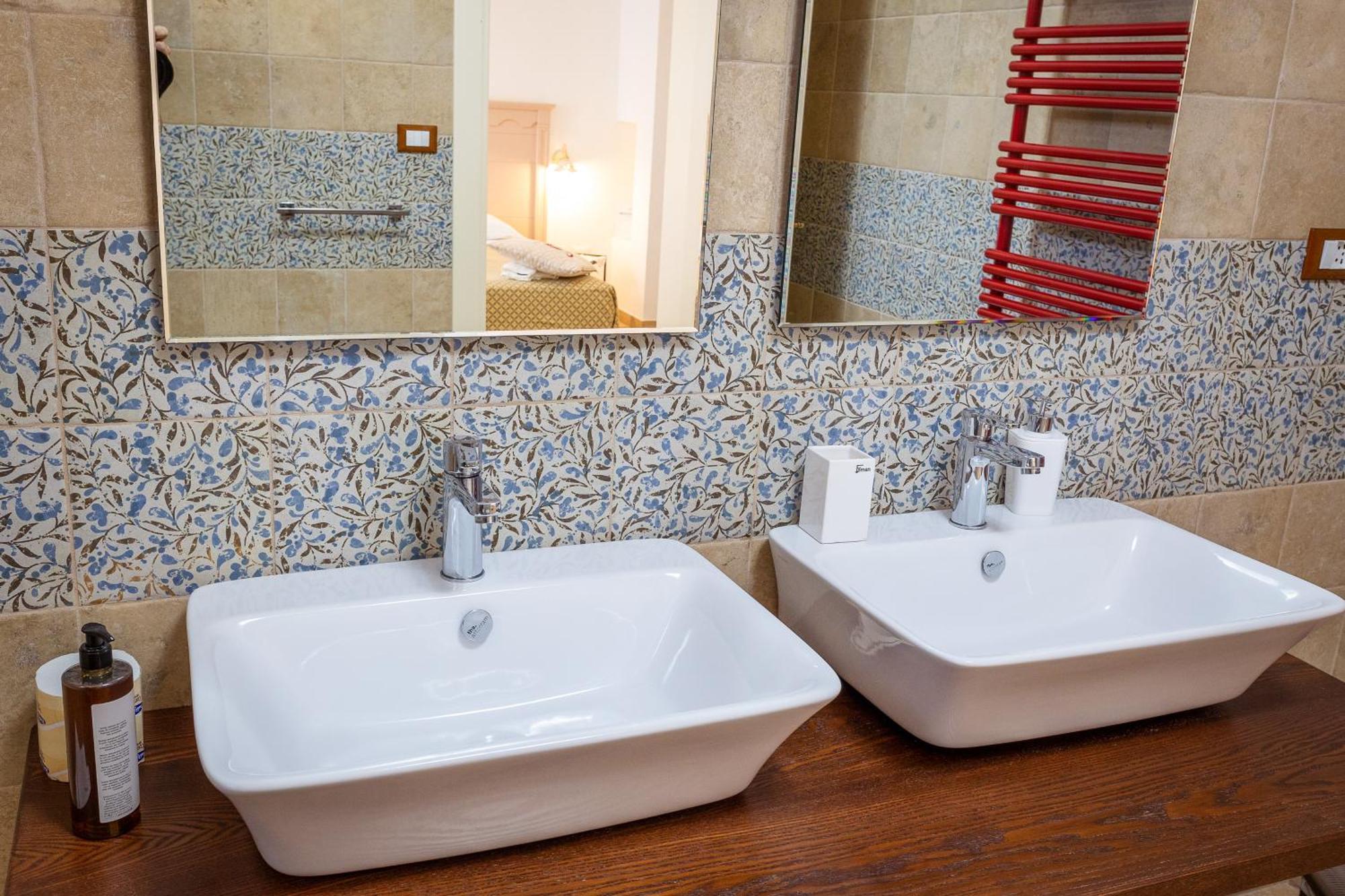 Villa Giardino Delle Zie: Charming Retreat with Half-Board Option Tricase Exterior photo